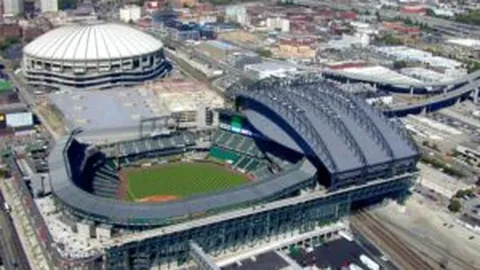 🔴点球机会！特奥禁区内倒地，梅雷特扑出希门尼斯射门！